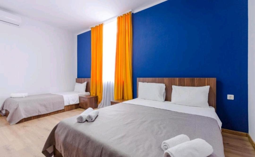 באטומי Hostel & Hotel מראה חיצוני תמונה