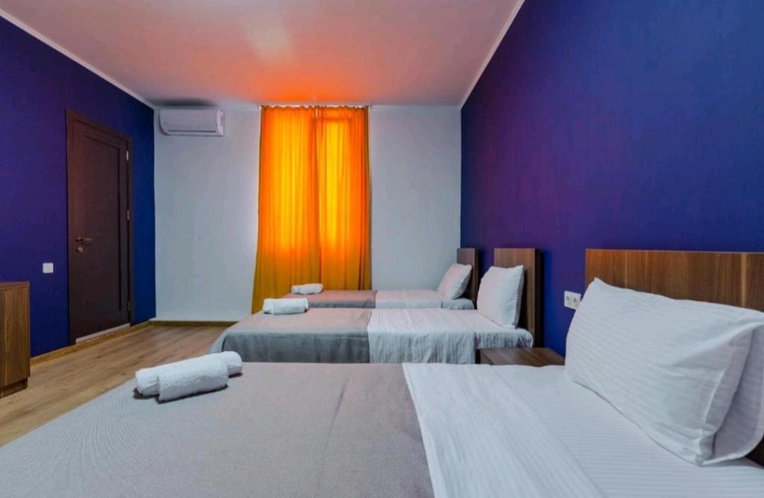 באטומי Hostel & Hotel מראה חיצוני תמונה